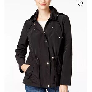 Water resistant anorak jacket